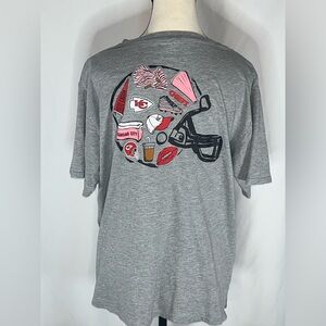 NFL Team Apparel Kansas City Chiefs Helmet Graphic Unique Women’s T-Shirt XL